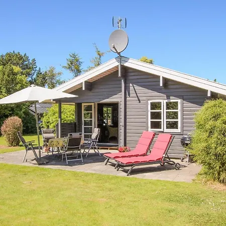 2 Bedroom Awesome In Samso * Nordby (Midtjylland)