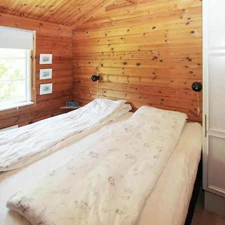 2 Bedroom Awesome In Samso Holiday home *